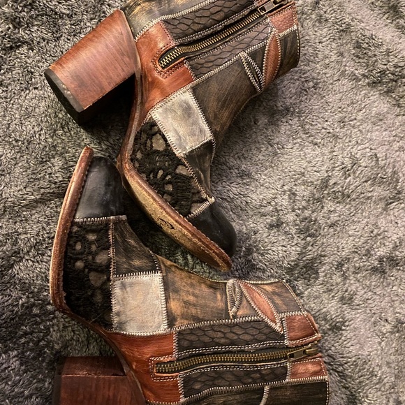 Freebird by Steven PETAL size 9 - Picture 2 of 6